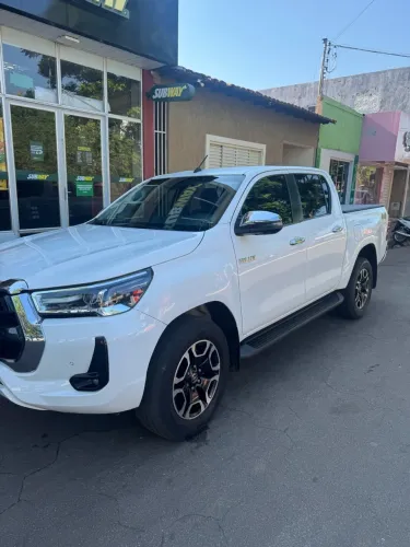 Toyota Hilux CD SRX 4X4 2.8 TDI 16V Diesel Aut. 2022