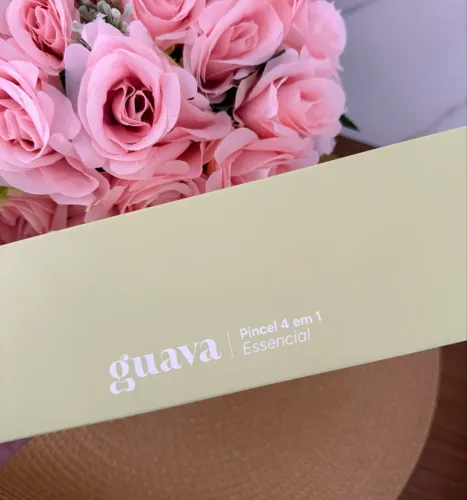 Pincel de maquiagem guava 4 em 1
