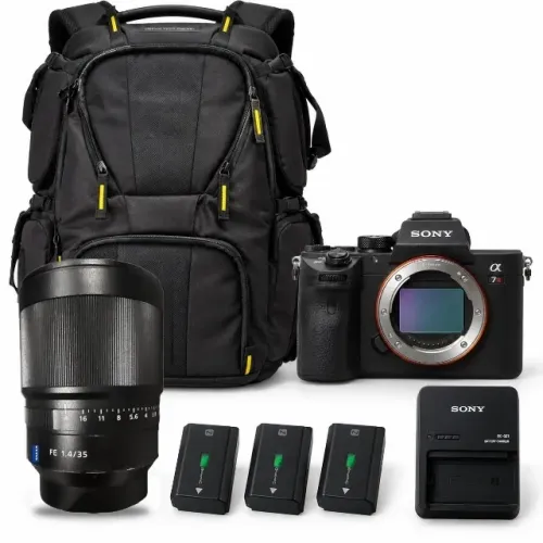 Sony a7R III ILCE-7RM3 42MP + Sony Zeiss FE 35mm f/1.4 ZA + 3x NP-FZ100 + BC-QZ1 + mochila