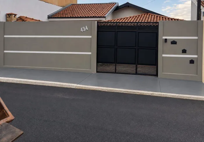 Vendo casa em Pompeia