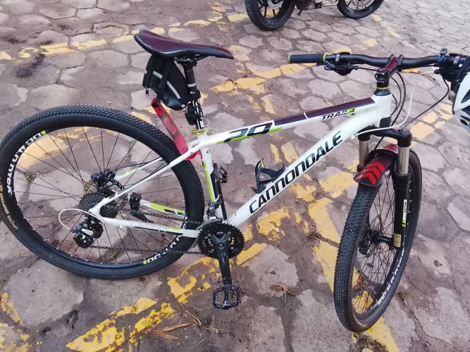 Bike MTB CANNONDALE