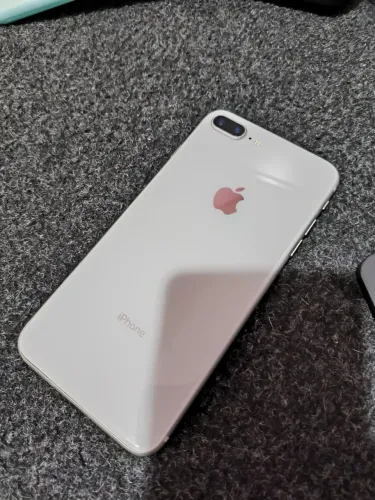 Vendo iPhone 8 Plus 64GB 
