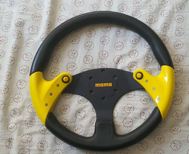 Volante MOMO original