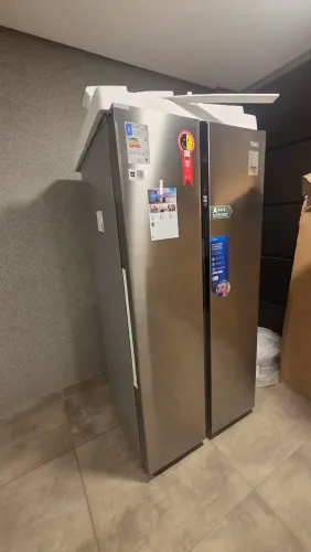 GELADEIRA MIDEA NA CAIXA