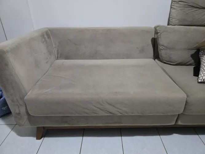 Sofá madeira maciça 