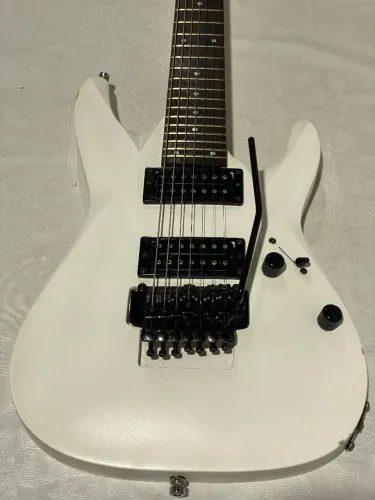 Guitarra 7 cordas Condor