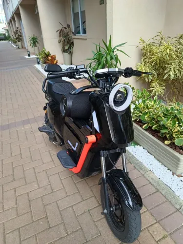Moto elétrica 1000wts