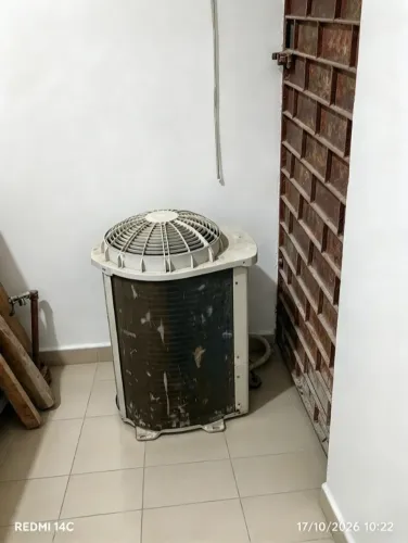 Vendo esse ar-condicionado