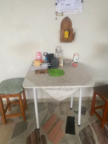 Mesa de fórmica dobrável 