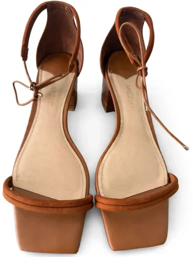 Sandália Arezzo 37 Caramelo Salto Médio Bloco Amarração - Original R$379
