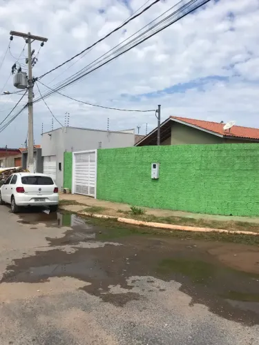 CASA DE ESQUINA - Santa Terezinha R$230 mil