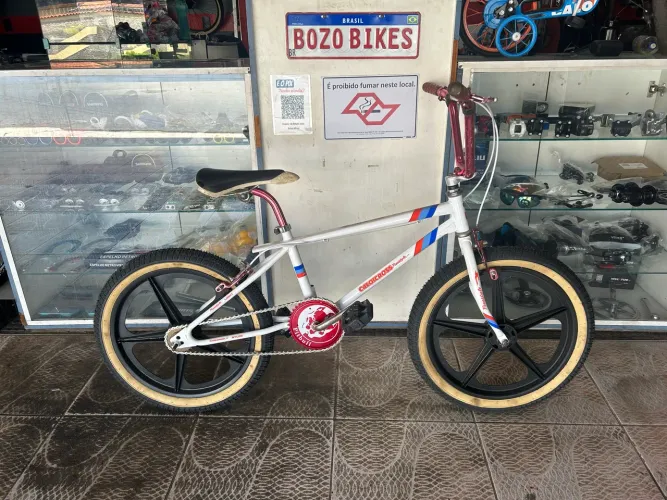 Bicicleta Caloi Cross Freestyle um