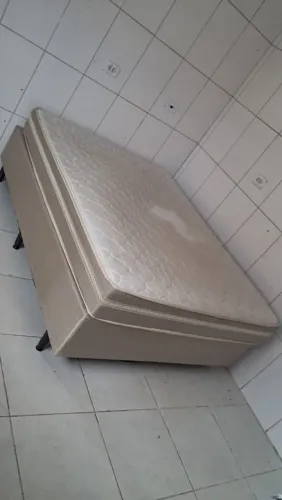 Cama box casal com colchão em bom estado (ENTREGO)