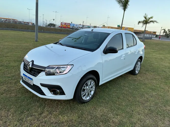 Renault Logan Zen Flex 1.0 12V 4P Mec. 2024