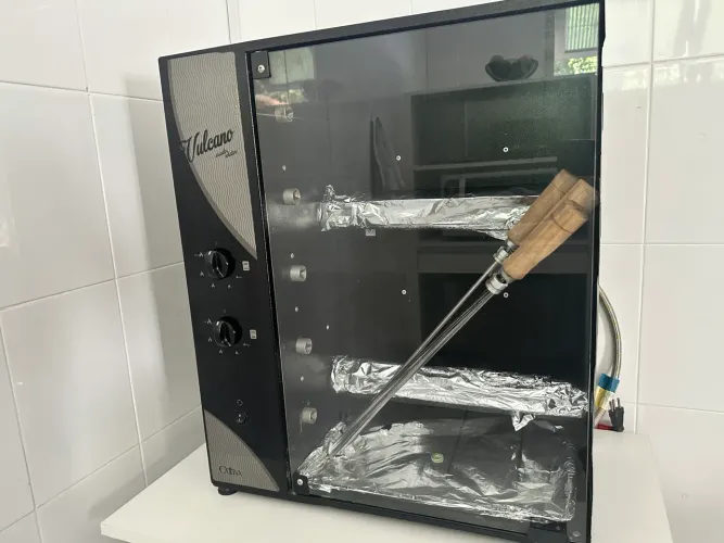 VENDO CHURRASQUEIRA A GÁS ELÉTRICA