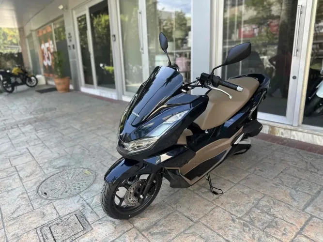 Honda Pcx 160 dlx 2025