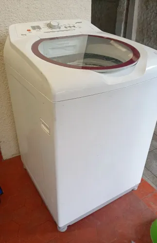 Máquina de lavar roupas