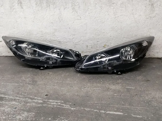 FAROL Peugeot 308/408