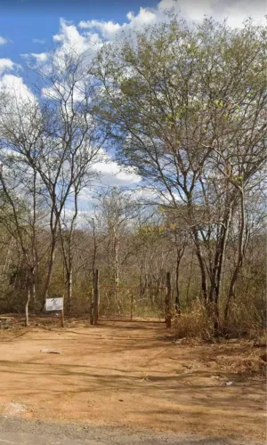 Terreno a 5 Minutos da Fábrica de Cimento