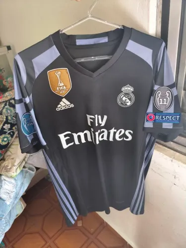 Camisa do real Madrid 2017 preta CR7