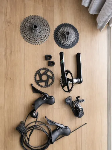 Grupo Shimano GRX 1x11 Gravel Completo Com Freios, Câmbio, Cassetes E Pedivela