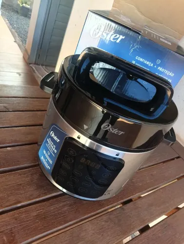 Panela de pressão elétrica