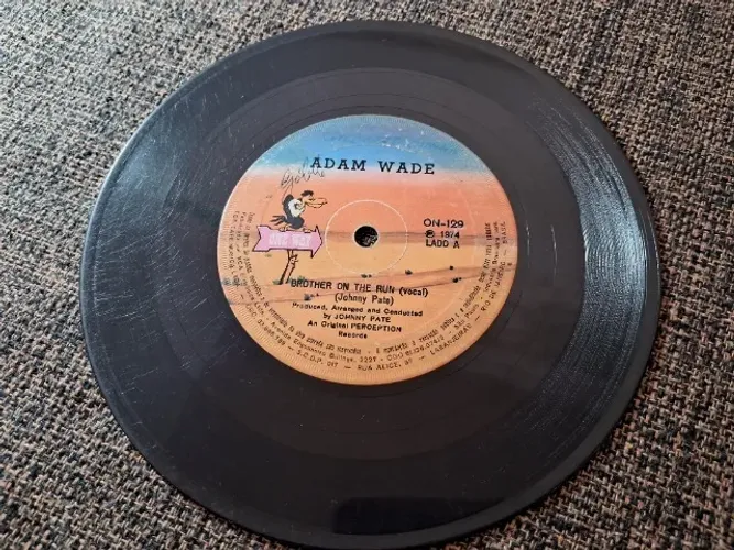 Compacto Vinil Adam Wade / Johnny Pate - Brother On The Run 1974