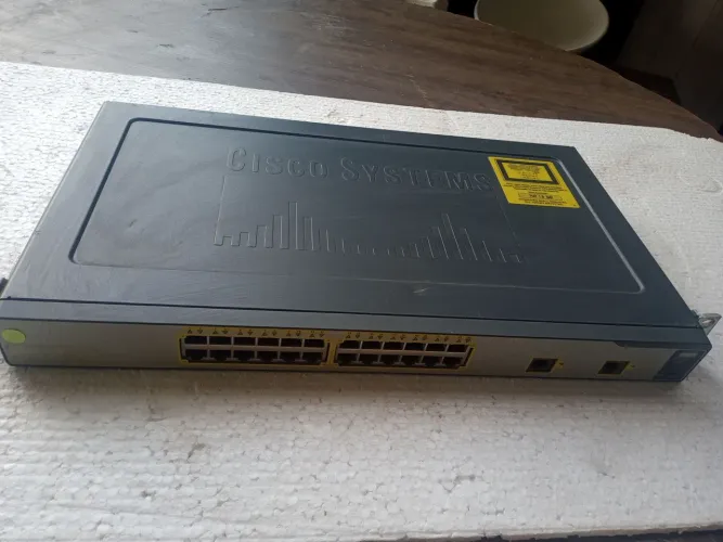 Switch Cisco<br>