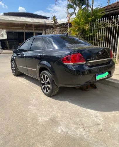 Fiat Linea Essence Dualogic 1.8 Flex 16V 4P 2012