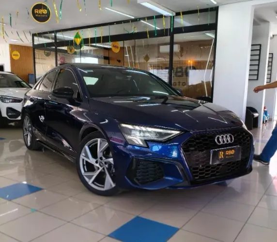 Audi A3 Sed. Perform. Black 2.0 TFSI S-tronic 2024