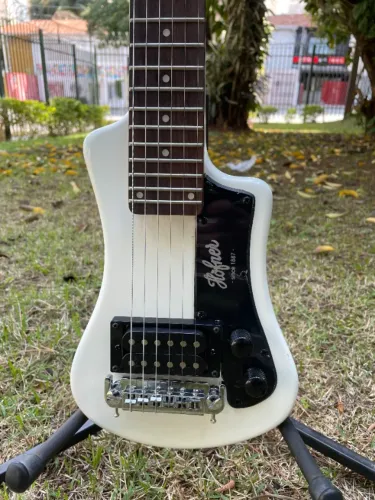 Guitarra de Viagem Hofner Traveller Guitar