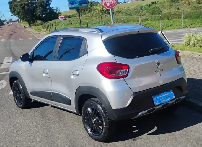 Renault Kwid Outsider 1.0 Flex 12V 5P Mec. 2022