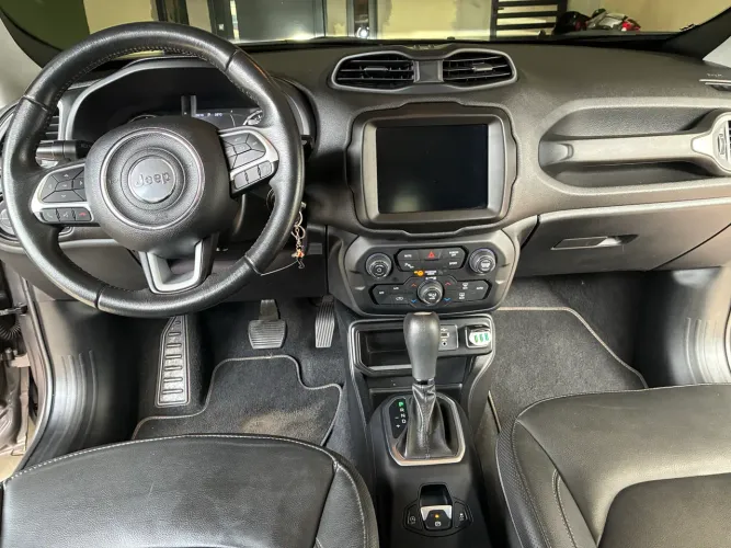 Jeep Renegade Longitude 1.8 4X2 Flex 16V Aut. 2021