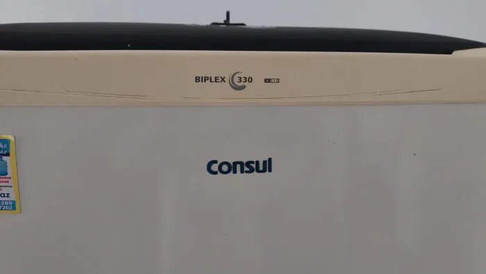 Geladeira consul biplex 330litros