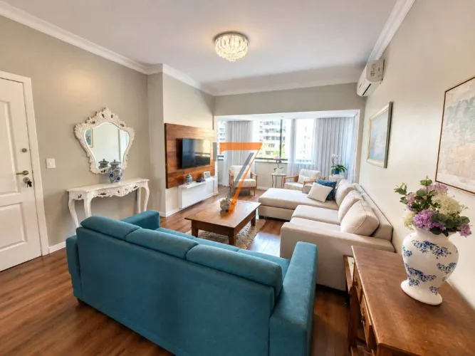 Apartamento com 3 dormitórios à venda, 109 m² por R$ 1.500.000,00 - Centro - Florianópolis