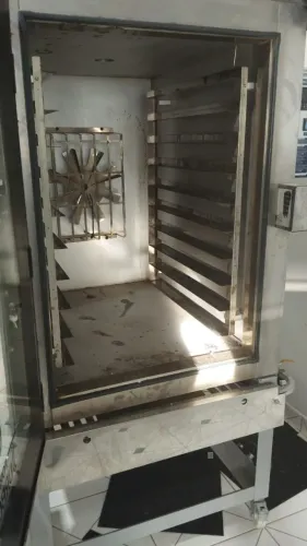 Forno Turbo Metvisa - Apenas 1 Mês de Uso Vendo Forno Turbo Metvisa profissional, com apen