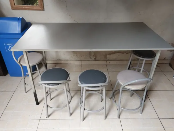 Mesa de varanda 