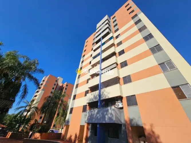 Apartamento a venda no Edifício Monte Carlo. Bairro Jardim Botânico.