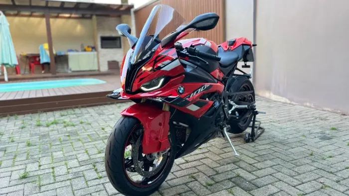 BMW S 1000 RR 2025 - Único Dono 3.500 km - Revisões na BMW