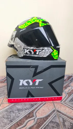 Capacete Kyt tt course tamanho 58