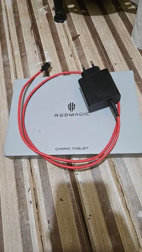 Redmagic astra