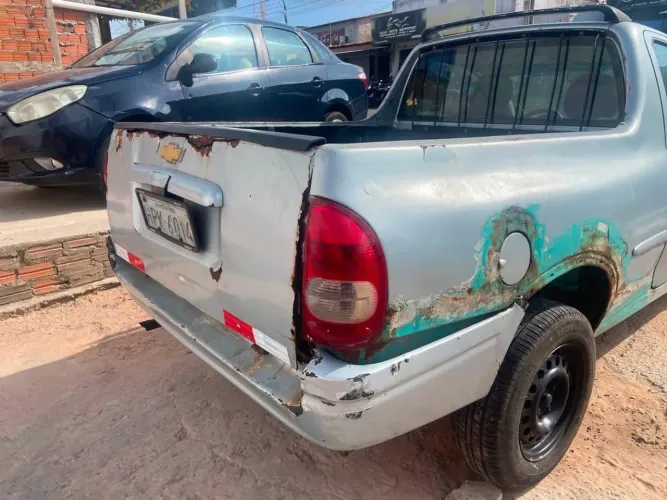 Chevrolet Corsa Pick-up Std/ Rodeio 1.6 MPFI 2001