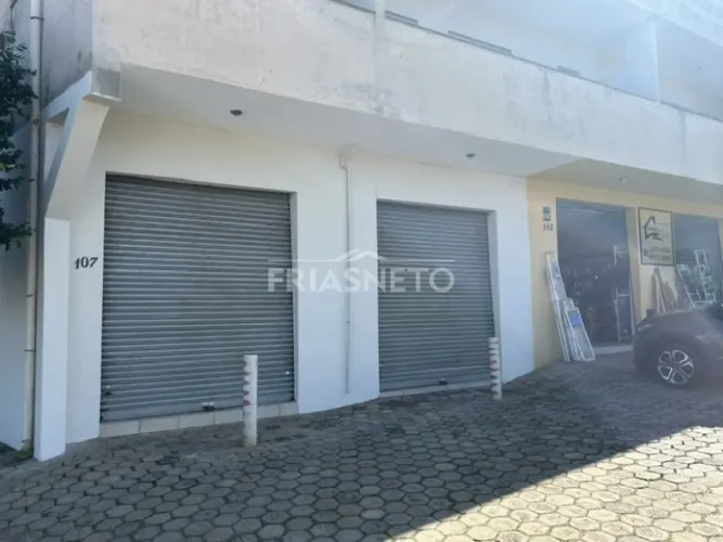Imóvel comercial, disponível para locação no bairro CECAP em Piracicaba - SP
