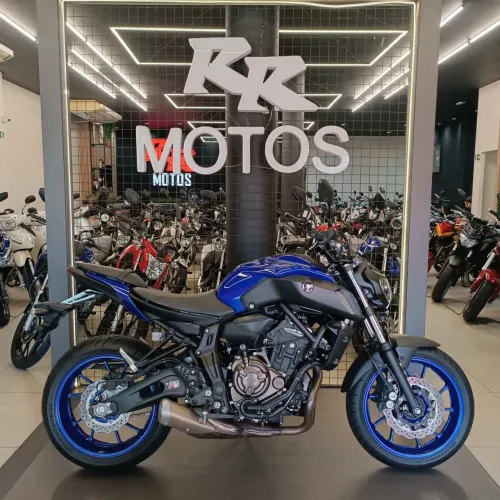 Mt-07 sem placa moto com 90km relíquia da concessionária pra loja