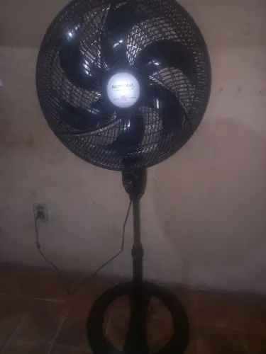 Ventilador Mondial Maxi Turbo 40cm coluna