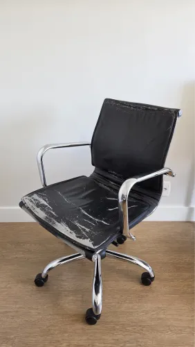 Cadeira Executiva Cromada Rivatti