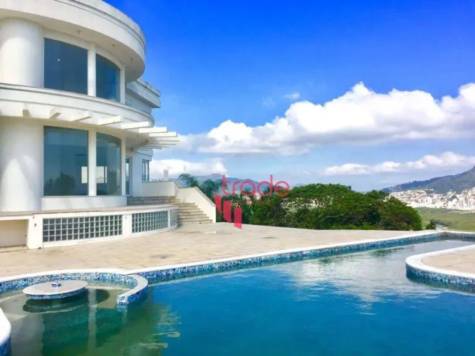 Casa com 6 dormitórios à venda, 1800 m² por R$ 13.000.000,00 - João Paulo - Florianópolis/