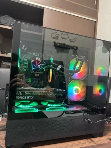 PC GAMER / RTX 4060 / Ryzen 5 5600x / 16gb ram / SSD 1 tb