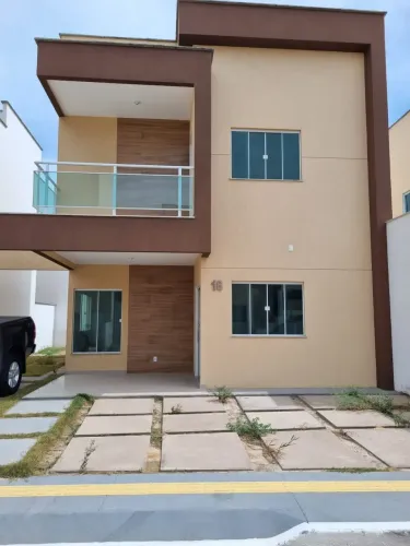 Imóvel para venda possui 225 metros quadrados com 3 quartos em Alto do Calhau - São Luís -