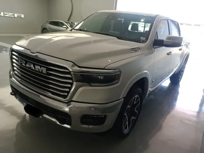 Ram 1500 Laramie 3.0 CD Bi-TB 4X4 Aut. 2025